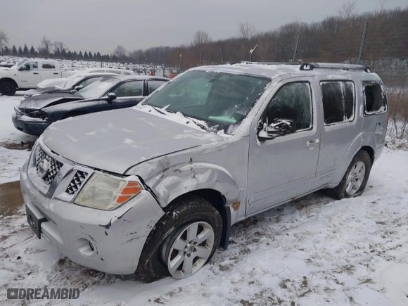 2010 Nissan Pathfinder SE with VIN 5N1AR1NB3AC607256, listed as a IAAI auction lot 41308001 with 194,457 mi miles. Bid and sale history available at carsss.com. Image 17.