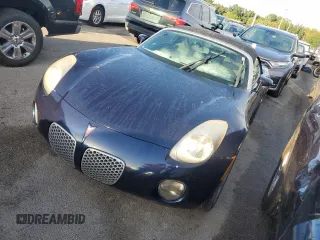 2008 Pontiac Solstice z VIN 1G2MB35B18Y113545, wystawiony jako Copart lot #75100324 z przebiegiem Nie podano mil oraz Szkoda całkowita • Salvage title. Historia ofert i sprzedaży dostępna na DreamBid. Obrazek 1.