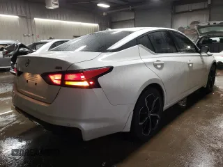 2025 Nissan Altima SR with VIN 1N4BL4CV1SN315884, listed as a Copart auction lot 47786785 with 7,807 mi miles and Salvage Title. Bid and sale history available at DreamBid. Image 3.