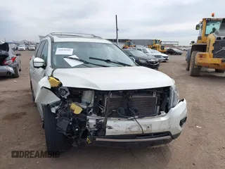 2017 Nissan Pathfinder SV with VIN 5N1DR2MMXHC668443, listed as a IAAI auction lot 42020905 with 109,417 mi miles. Bid and sale history available at carsss.com. Image 6.