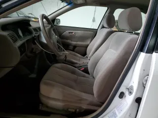 2000 Toyota Camry CE with VIN 4T1BG22K0YU961745, listed as a Copart auction lot 47946965 with 245,475 mi miles and Salvage Title. Bid and sale history available at carsss.com. Image 7.