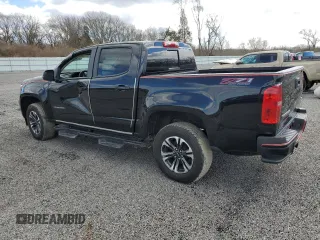 2022 Chevrolet Colorado 4WD Z71 z VIN 1GCGTDEN8N1330939, wystawiony jako Copart lot #47436595 z przebiegiem 26 579 mil mil oraz Szkoda całkowita • Salvage title. Historia ofert i sprzedaży dostępna na DreamBid. Obrazek 2.