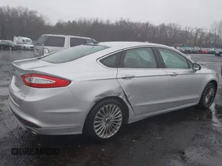 2013 Ford Fusion SE with VIN 3FA6P0HR4DR311449, listed as a IAAI auction lot 41860217 with 178,732 mi miles. Bid and sale history available at carsss.com. Image 6.