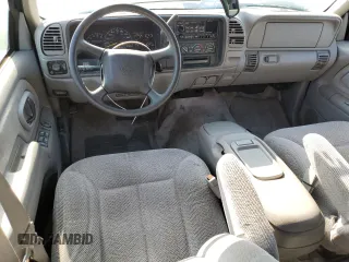 1999 Chevrolet Suburban with VIN 3GNEC16RXXG254126, listed as a Copart auction lot 52051405 with 113,554 mi miles and Clean title. Bid and sale history available at DreamBid. Image 8.