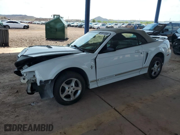 2001 Ford Mustang Deluxe z VIN 1FAFP44401F174830, wystawiony jako Copart lot #59810595 z przebiegiem Nie podano mil oraz Szkoda całkowita • Salvage title. Historia ofert i sprzedaży dostępna na DreamBid. Obrazek 1.