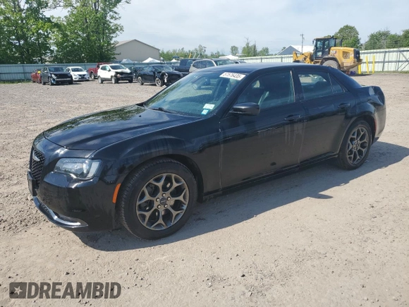 2016 Chrysler 300 S z VIN 2C3CCAGG0GH124292, wystawiony jako Copart lot #57576435 z przebiegiem 91 559 mil mil oraz Szkody całkowita. Historia ofert i sprzedaży dostępna na DreamBid. Obrazek 1.