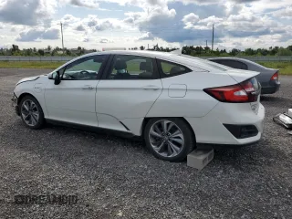 2018 Honda Clarity Plug-In Hybrid Touring with VIN JHMZC5F35JC800210, listed as a Copart auction lot 68122924 with 72,228 mi miles and Salvage Title. Bid and sale history available at carsss.com. Image 2.