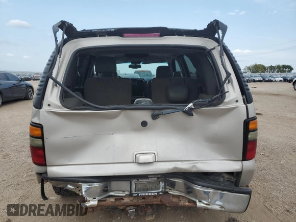 2004 GMC Yukon SLT with VIN 1GKEK13Z74J295635, listed as a Copart auction lot 70412114 with 262,062 mi miles and Salvage Title. Bid and sale history available at carsss.com. Image 6.