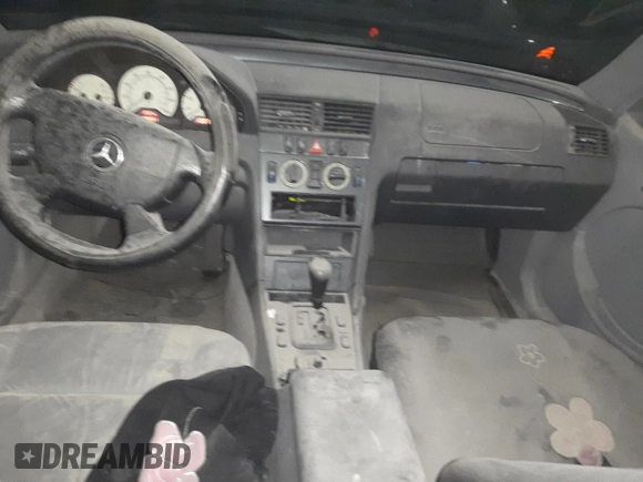 1999 Mercedes-Benz C 230/260/280/320 with VIN WDBHA24G3XA790870, listed as a Copart auction lot 72197134 with 89,561 mi miles and Non Repairable. Bid and sale history available at carsss.com. Image 8.