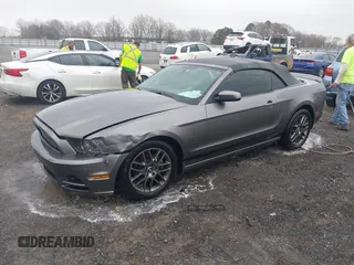 2014 Ford Mustang V6 with VIN 1ZVBP8EM1E5228353, listed as a IAAI auction lot 41525666 with 138,024 mi miles. Bid and sale history available at carsss.com. Image 19.