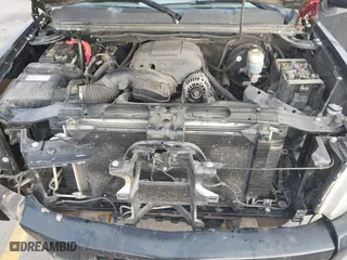 2009 Chevrolet Silverado 1500 LTZ with VIN 3GCEK33329G138137, listed as a IAAI auction lot 41145088 with 207,522 mi miles. Bid and sale history available at carsss.com. Image 10.