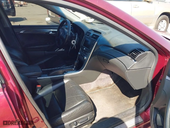 2005 Acura TL with VIN 19UUA662X5A079013, listed as a IAAI auction lot 41792681 with 185,381 mi miles. Bid and sale history available at carsss.com. Image 5.