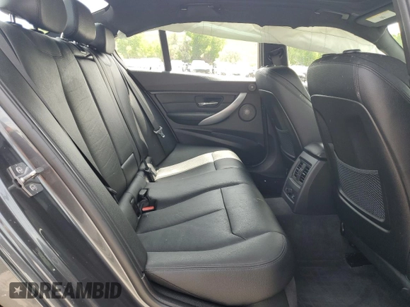2014 BMW 3 Series 328d xDrive с VIN WBA3D5C5XEKX96724, выставлен на аукционе Copart как лот 58524375 с пробегом 90 688 миль миль и Списание • Salvage title. История ставок и продаж доступна на DreamBid. Изображение 10.