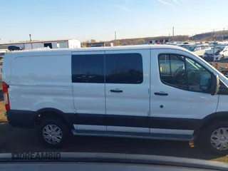 2019 Ford Transit с VIN 1FTYR1ZM1KKB01558, выставлен на аукционе IAAI как лот 41823506 с пробегом 73 250 миль миль и . История ставок и продаж доступна на DreamBid. Изображение 13.