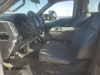 2019 Ford Super Duty F-250 SRW XL with VIN 1FTBF2B63KED10878, listed as a Copart auction lot 52394075 with 61,033 mi miles and Salvage Title. Bid and sale history available at carsss.com. Image 7.
