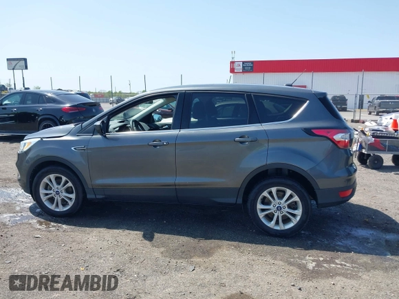 2017 Ford Escape SE with VIN 1FMCU0GD7HUB96092, listed as a IAAI auction lot 41919365 with 113,321 mi miles. Bid and sale history available at carsss.com. Image 14.