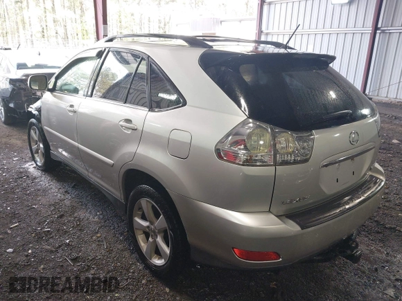 2005 Lexus RX 330 with VIN 2T2HA31U35C085203, listed as a IAAI auction lot 41922650 with 193,813 mi miles. Bid and sale history available at carsss.com. Image 3.