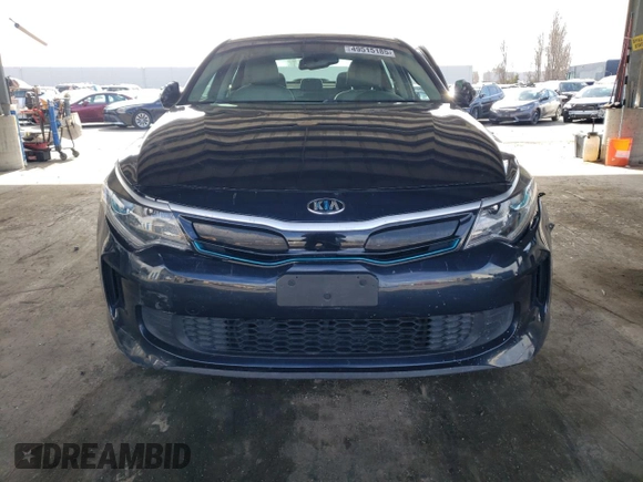 2017 Kia Optima EX z VIN KNAGV4LD3H5010779, wystawiony jako Copart lot #49515185 z przebiegiem 87 912 mil mil oraz Szkoda całkowita • Salvage title. Historia ofert i sprzedaży dostępna na DreamBid. Obrazek 5.