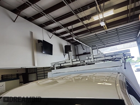 2014 Ford F-150 XL с VIN 1FTMF1CMXEKE58032, выставлен на аукционе IAAI как лот 42144951 с пробегом 253 139 миль миль и . История ставок и продаж доступна на DreamBid. Изображение 1.