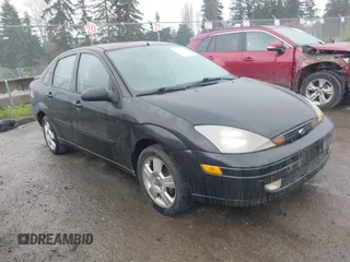 2004 Ford Focus ZTS with VIN 1FAFP38Z34W195353, listed as a IAAI auction lot 41692450 with 47,679 mi miles and . Bid and sale history available at carsss.com. Image 1.