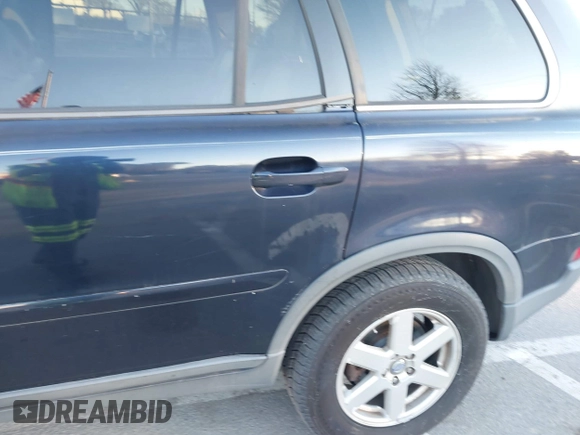 2007 Volvo XC90 I6 with VIN YV4CM982871343541, listed as a IAAI auction lot 41346415 with 201,297 mi miles and . Bid and sale history available at DreamBid. Image 13.