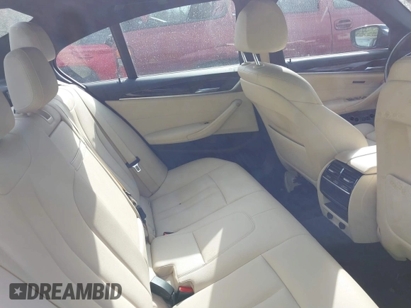 2019 BMW 5 Series 530i xDrive with VIN WBAJA7C50KWW48792, listed as a IAAI auction lot 41840161 with 58,313 mi miles. Bid and sale history available at carsss.com. Image 8.