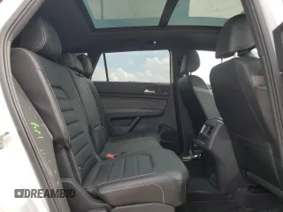 2021 Volkswagen Atlas SEL Premium z VIN 1V2TE2CA1MC220572, wystawiony jako Copart lot #61960534 z przebiegiem 35 929 mil mil oraz Szkoda całkowita • Salvage title. Historia ofert i sprzedaży dostępna na DreamBid. Obrazek 11.