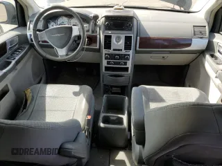 2010 Chrysler Town & Country Touring with VIN 2A4RR5D17AR392067, listed as a Copart auction lot 49026115 with 110,526 mi miles and Clean Title. Bid and sale history available at carsss.com. Image 8.