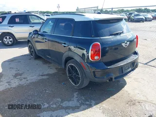 2014 MINI Countryman S z VIN WMWZC3C50EWP51835, wystawiony jako IAAI lot #42338211 z przebiegiem 137 371 mil mil oraz . Historia ofert i sprzedaży dostępna na DreamBid. Obrazek 3.