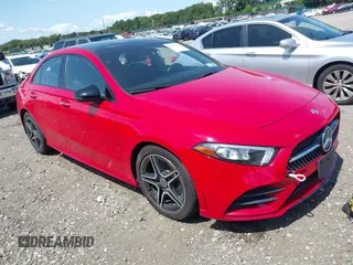 2019 Mercedes-Benz A 220 z VIN WDD3G4FB9KW025588, wystawiony jako IAAI lot #40150728 z przebiegiem 48 540 mil mil oraz . Historia ofert i sprzedaży dostępna na DreamBid. Obrazek 1.
