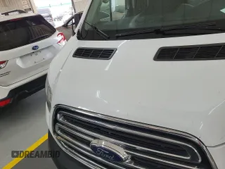 2017 Ford Transit z VIN 1FTYE1ZM7HKA10220, wystawiony jako IAAI lot #42905382 z przebiegiem 143 262 mil mil oraz . Historia ofert i sprzedaży dostępna na DreamBid. Obrazek 8.