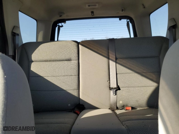 2005 Ford Escape XLT with VIN 1FMCU93125KA35849, listed as a Copart auction lot 50210825 with 101,185 mi miles and Clean Title. Bid and sale history available at carsss.com. Image 10.