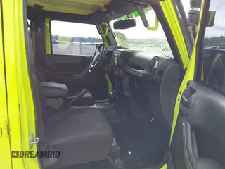 2016 Jeep Wrangler Unlimited Freedom с VIN 1C4BJWDG2GL324205, выставлен на аукционе IAAI как лот 42338275 с пробегом 52 095 миль миль и . История ставок и продаж доступна на DreamBid. Изображение 5.