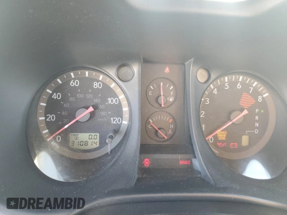 2004 Mitsubishi Outlander LS with VIN JA4LX31F94U030748, listed as a Copart auction lot 42667595 with 310,814 mi miles and Clean Title. Bid and sale history available at carsss.com. Image 9.