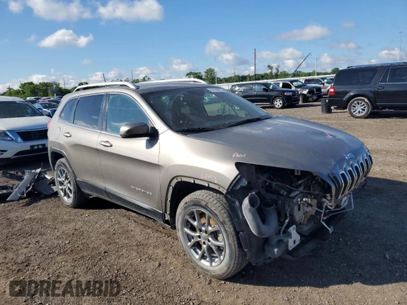 2018 Jeep Cherokee Latitude Plus z VIN 1C4PJMLX0JD622295, wystawiony jako Copart lot #57679075 z przebiegiem 123 743 mil mil oraz Szkoda całkowita • Salvage title. Historia ofert i sprzedaży dostępna na DreamBid. Obrazek 4.