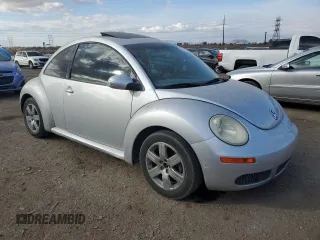 2008 Volkswagen New Beetle Coupe S with VIN 3VWRW31C18M501775, listed as a Copart auction lot 43069115 with 144,604 mi miles and Clean Title. Bid and sale history available at carsss.com. Image 4.