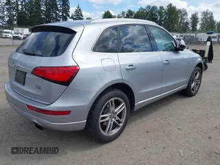 2016 Audi Q5 Premium Plus z VIN WA1L2AFP3GA035681, wystawiony jako IAAI lot #42549932 z przebiegiem 120 247 mil mil oraz . Historia ofert i sprzedaży dostępna na DreamBid. Obrazek 4.