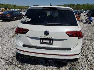 2022 Volkswagen Tiguan SE R-Line Black with VIN 3VVCB7AX5NM058171, listed as a Copart auction lot 51778885 with 61,196 mi miles and Salvage Title. Bid and sale history available at DreamBid. Image 6.