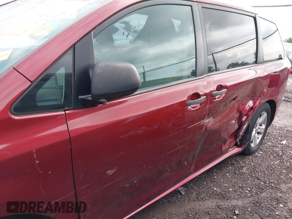 2016 Toyota Sienna L with VIN 5TDZK3DC7GS752874, listed as a IAAI auction lot 42509340 with 100,051 mi miles and . Bid and sale history available at DreamBid. Image 6.