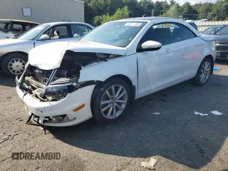 2015 Volkswagen Eos Komfort with VIN WVWBW8AH8FV002701, listed as a Copart auction lot 68676484 with 11,646 mi miles and Salvage Title. Bid and sale history available at DreamBid. Image 1.