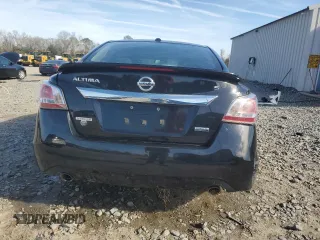 2015 Nissan Altima 2.5 S with VIN 1N4AL3AP2FC477793, listed as a Copart auction lot 84823164 with 287,516 mi miles and Salvage Title. Bid and sale history available at carsss.com. Image 6.
