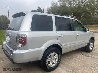 2008 Honda Pilot VP with VIN 5FNYF18208B012613, listed as a Copart auction lot 50108885 with 137,839 mi miles and Clean Title. Bid and sale history available at carsss.com. Image 4.