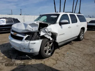2014 Chevrolet Suburban LT with VIN 1GNSCJE00ER209005, listed as a Copart auction lot 45729745 with 129,662 mi miles and Salvage Title. Bid and sale history available at carsss.com. Image 1.