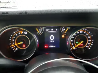 2018 Jeep Wrangler Unlimited Sport S with VIN 1C4HJXDG1JW292174, listed as a Copart auction lot 46544505 with 123,653 mi miles and Salvage Title. Bid and sale history available at carsss.com. Image 9.