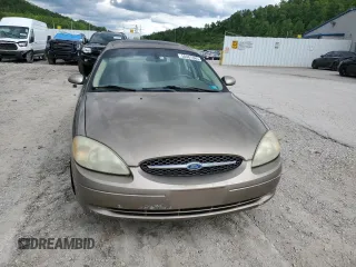 2002 Ford Taurus SES Standard with VIN 1FAFP55S72A271279, listed as a Copart auction lot 58467685 with 189,768 mi miles and Clean title. Bid and sale history available at DreamBid. Image 5.