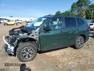 2024 Subaru Forester Premium z VIN JF2SKADC6RH414798, wystawiony jako Copart lot #57289545 z przebiegiem 12 386 mil mil oraz Szkoda całkowita • Salvage title. Historia ofert i sprzedaży dostępna na DreamBid. Obrazek 1.