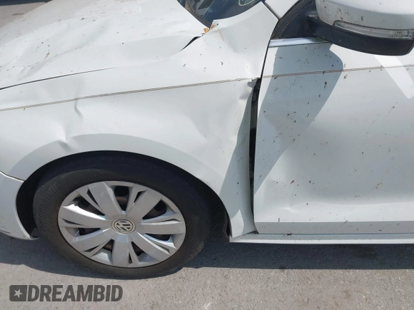 2013 Volkswagen Jetta SE z VIN 3VWDX7AJXDM297095, wystawiony jako IAAI lot #42664873 z przebiegiem 69 061 mil mil oraz . Historia ofert i sprzedaży dostępna na DreamBid. Obrazek 12.