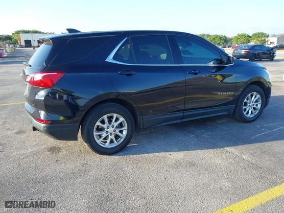2020 Chevrolet Equinox LT with VIN 2GNAXJEV5L6241310, listed as a IAAI auction lot 41608339 with 47,696 mi miles. Bid and sale history available at carsss.com. Image 4.