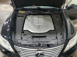 2011 Lexus LS 460 z VIN JTHCL5EF6B5009790, wystawiony jako Copart lot #43873435 z przebiegiem 172 242 mil mil oraz Szkoda całkowita • Salvage title. Historia ofert i sprzedaży dostępna na DreamBid. Obrazek 11.