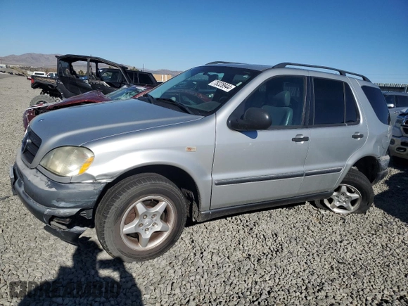 1998 Mercedes-Benz M-Class with VIN 4JGAB54E5WA035441, listed as a Copart auction lot 78328944 with 203,303 mi miles and Salvage Title. Bid and sale history available at carsss.com. Image 1.